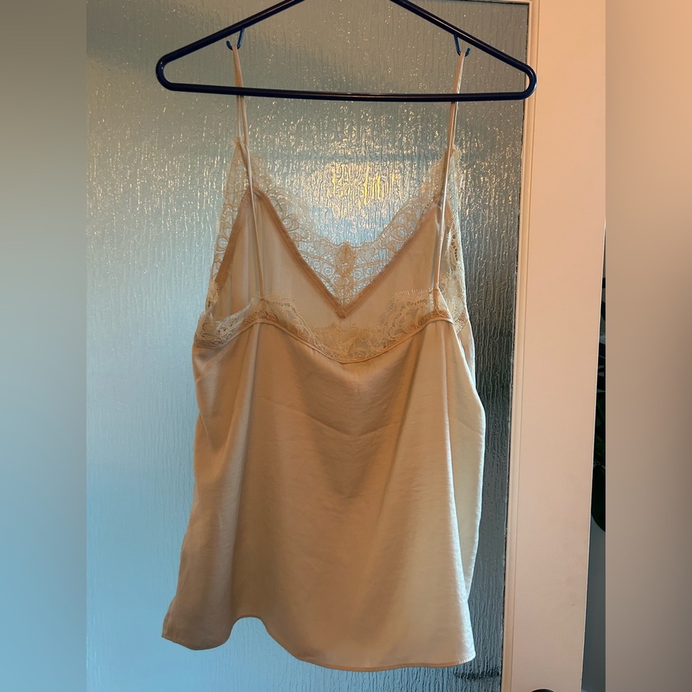 NWOT Elegant Cream Lace Trim Satin Cami Top - Picture 4 of 6